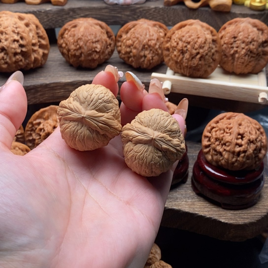 吊坠文玩核桃34全品乾坤元宝