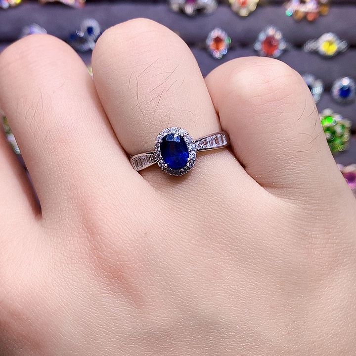 银S925镶嵌蓝宝石戒指