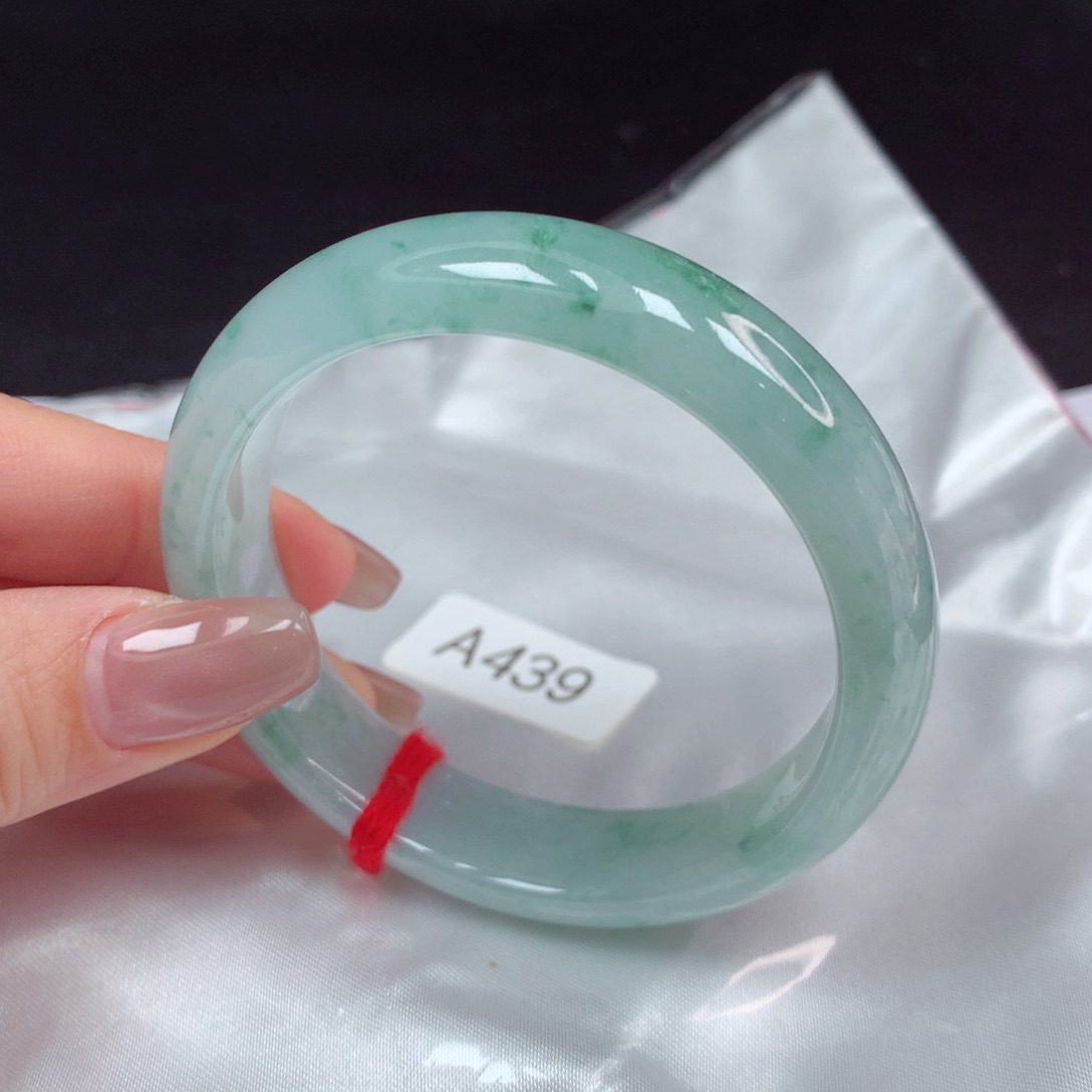 翡翠手镯未镶嵌手镯54