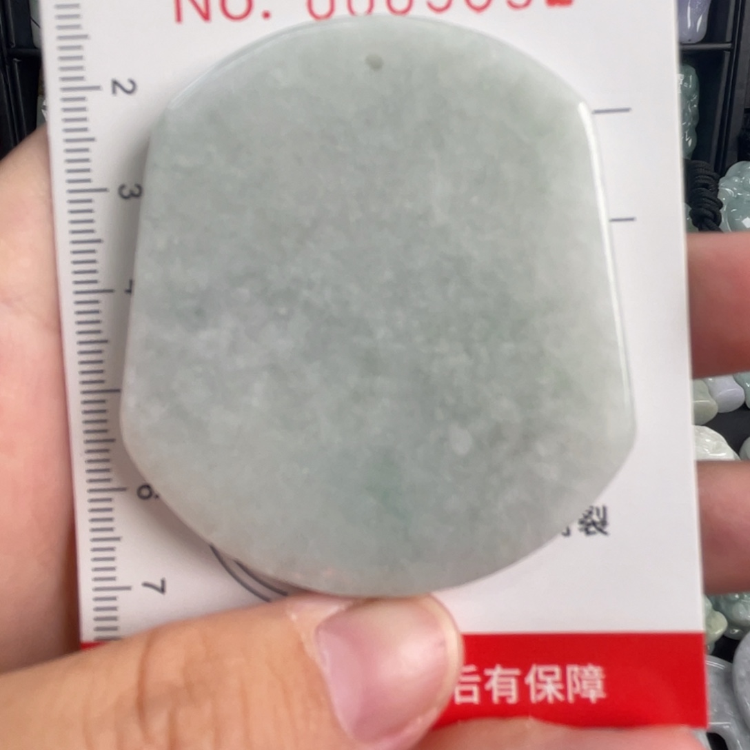 吊坠(不含链)未镶嵌翡翠微瑕