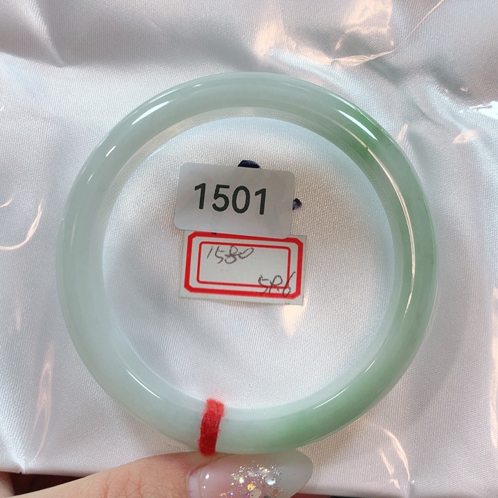 翡翠手镯未镶嵌天然翡翠手镯59