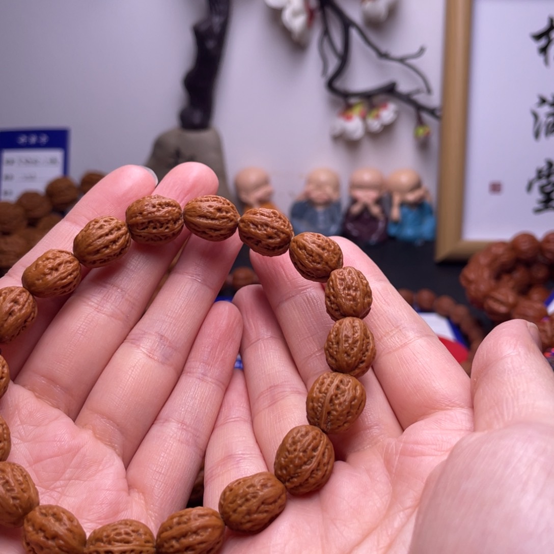 文玩核桃吊坠小蚂蚁纹手串