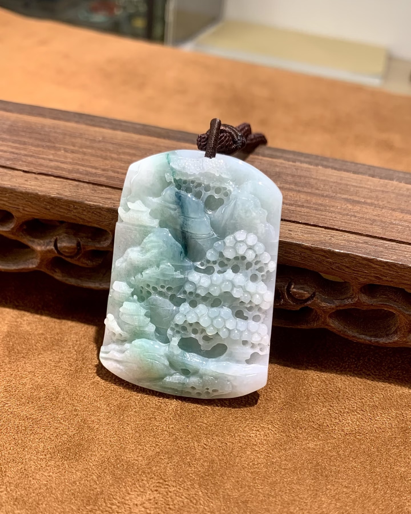 珠链设计气质适合妈妈佩戴翡翠 