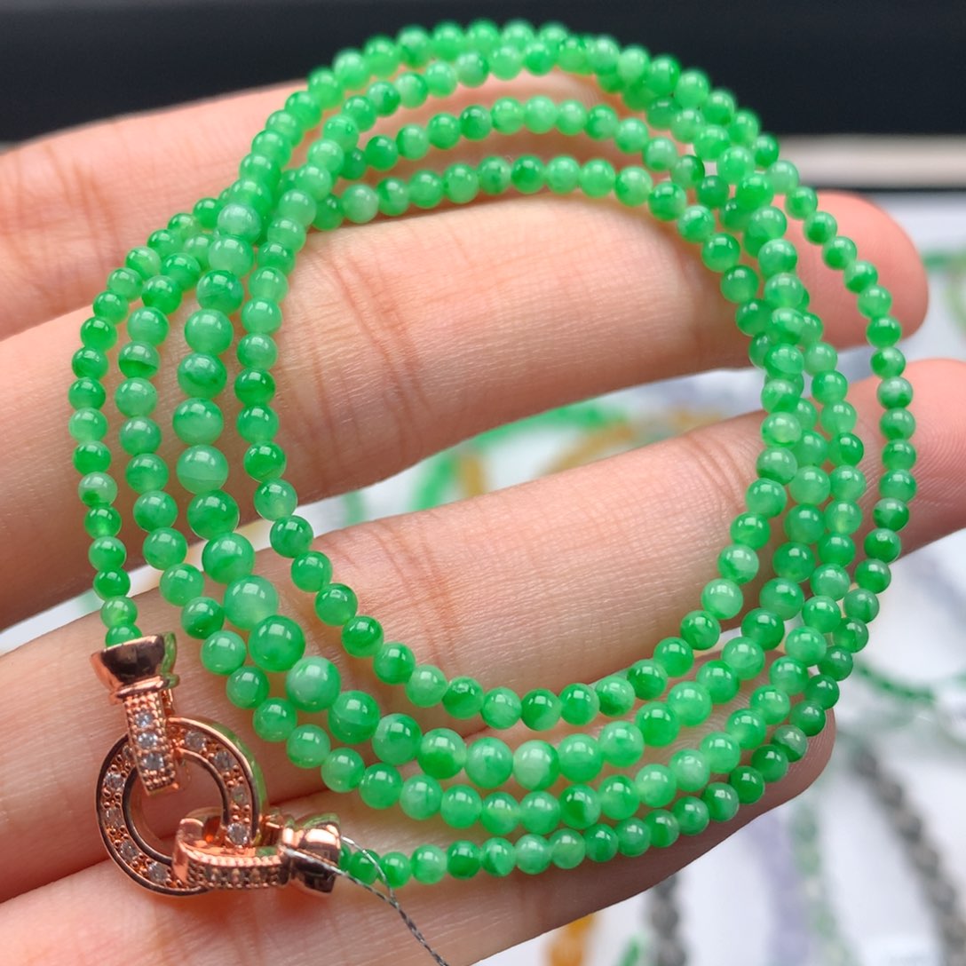 翡翠手链未镶嵌卡