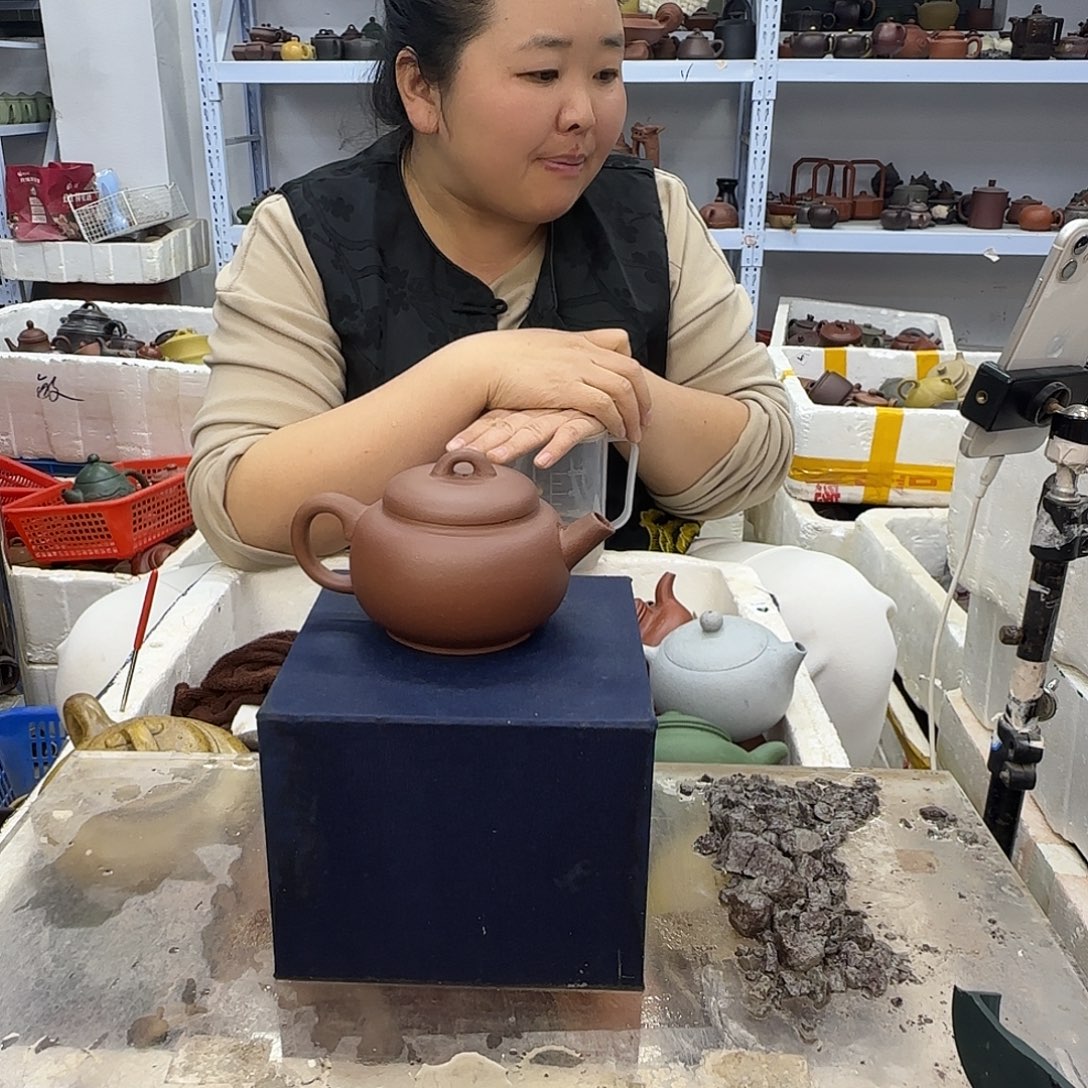 茶壶紫砂宜兴紫砂壶瑕疵处理
