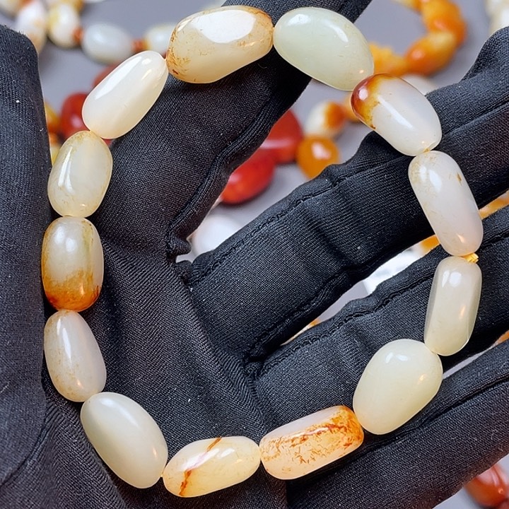 和田玉未镶嵌手链