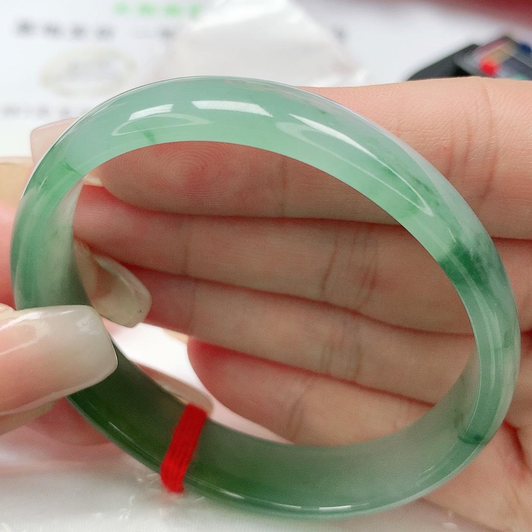 【闪购商品】翡翠手镯未镶嵌缅甸天然A货翡翠