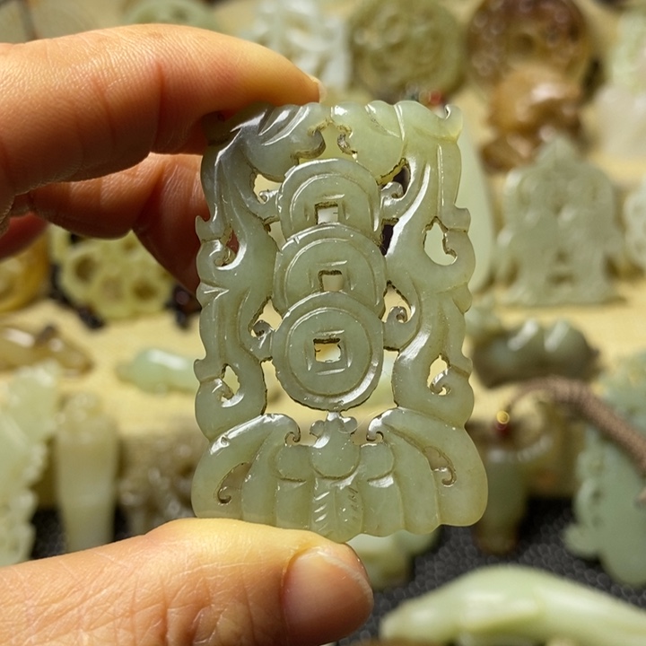 和田玉挂件未镶嵌