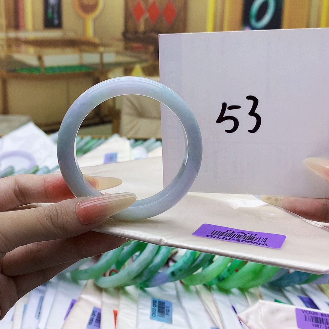 翡翠未镶嵌手镯ggg