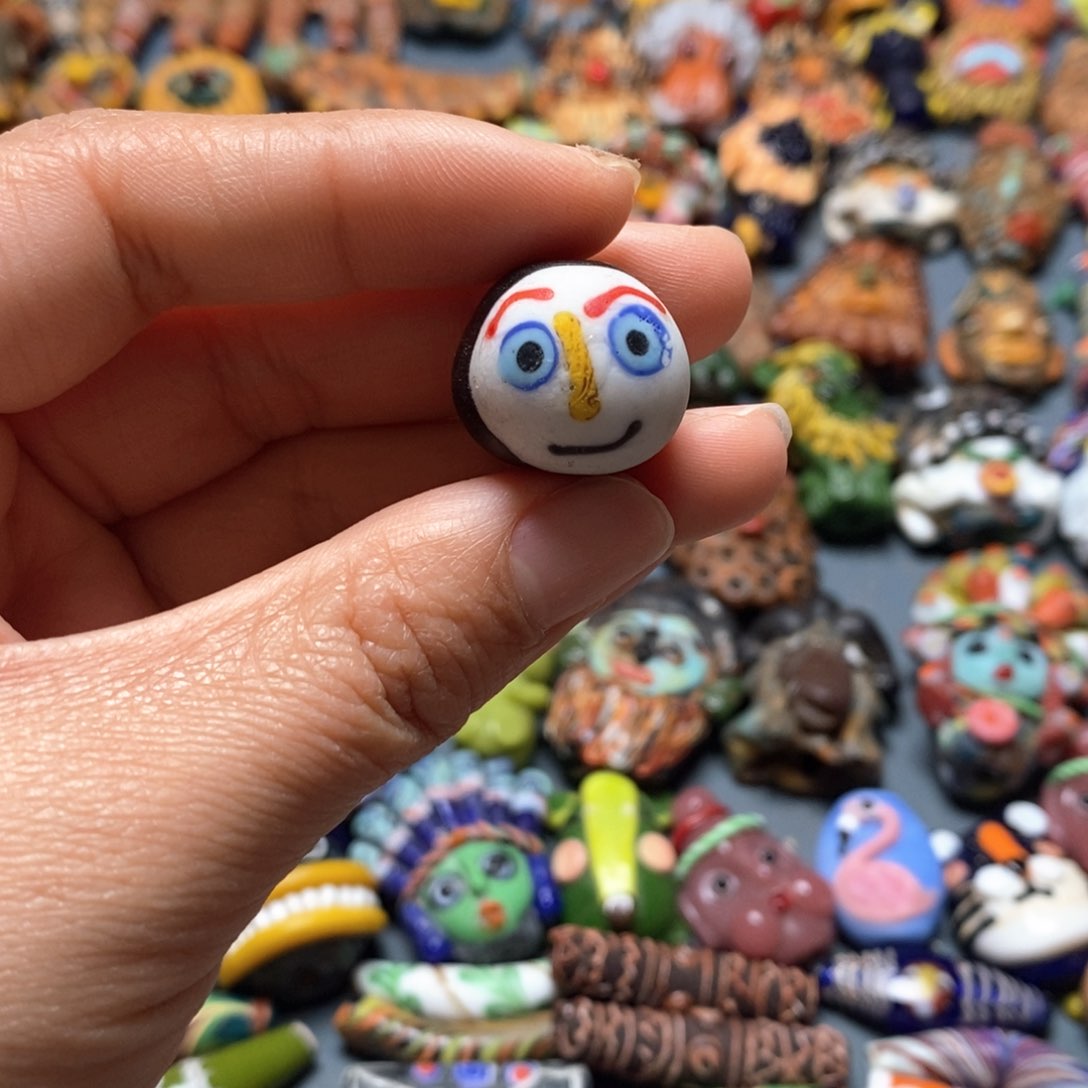 琉璃颈饰印度尼西亚脸珠