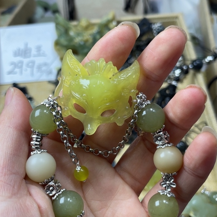 寰***快蛇纹石玉合金颈饰