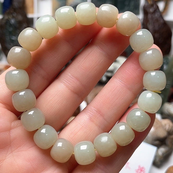 未镶嵌手串和田玉