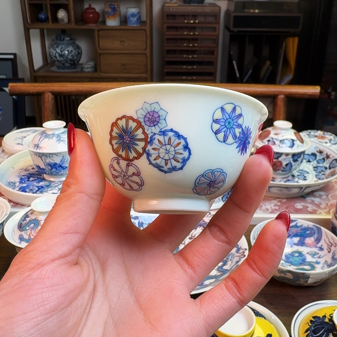 杯重工见山烧景德镇名窑口皮球花斗彩