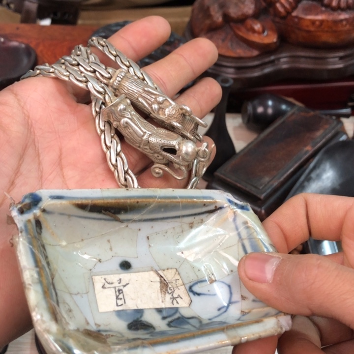 陶瓷孤品单件车里拍