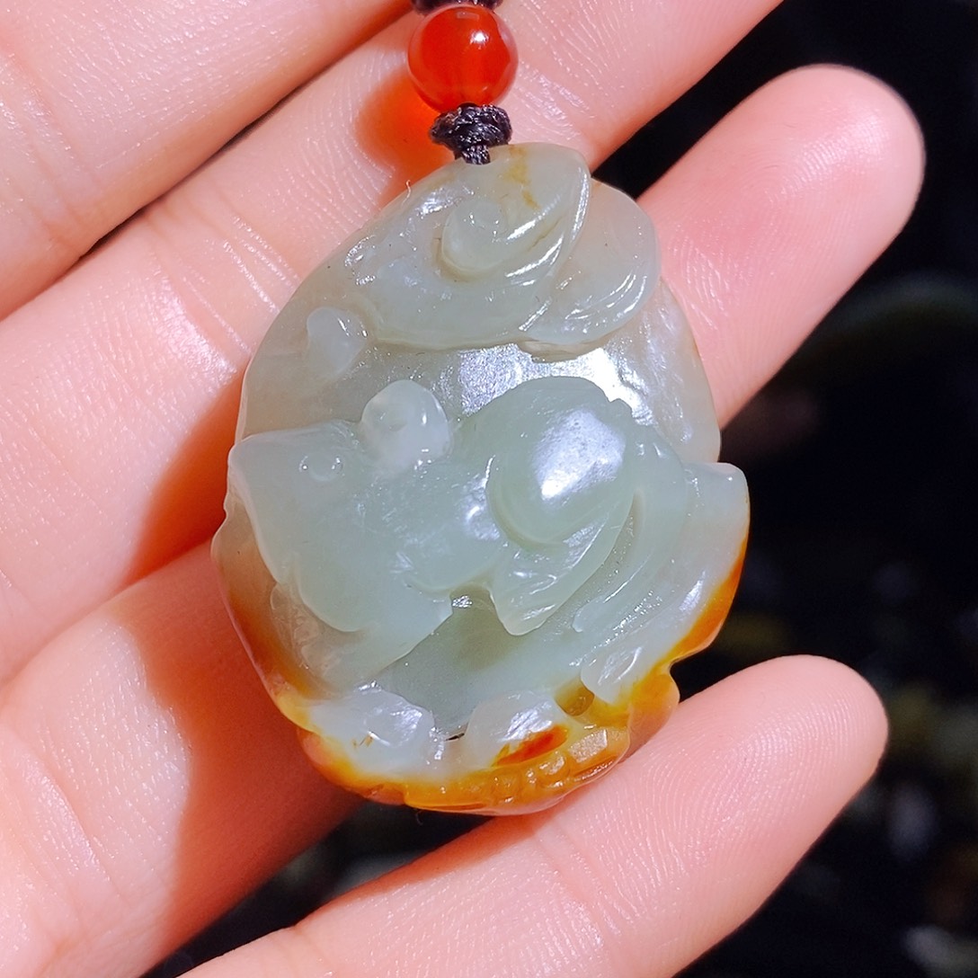 和田玉颈饰未镶嵌