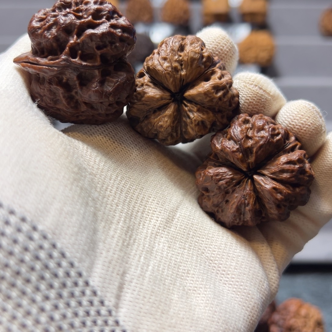 ****️把件文玩核桃2对铁核桃