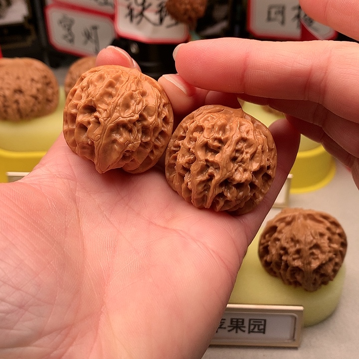 文玩核桃吊坠34尺苹果园495号