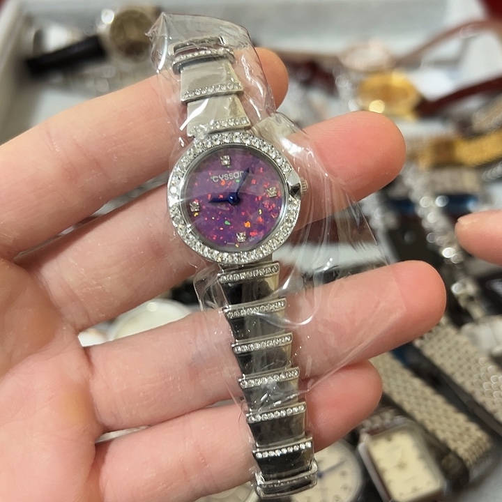 时***光钢牛皮（革）钢石英机芯