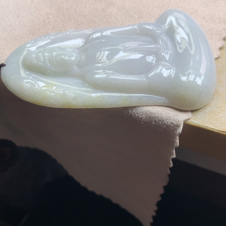 翡翠颈饰未镶嵌吊坠