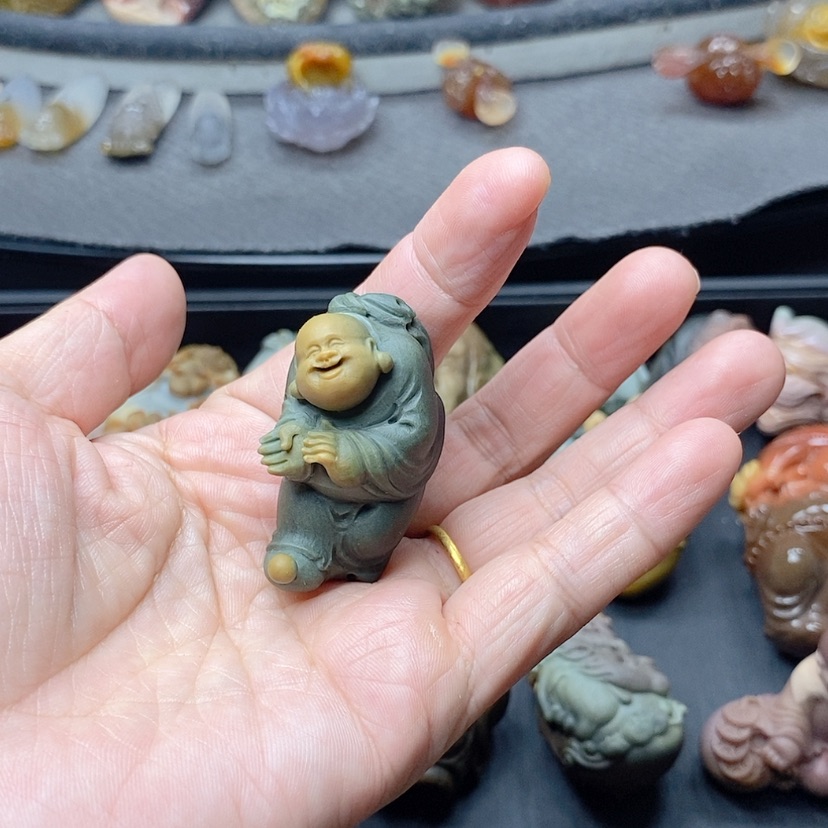 【闪购商品】定制石英质玉吊坠未镶嵌