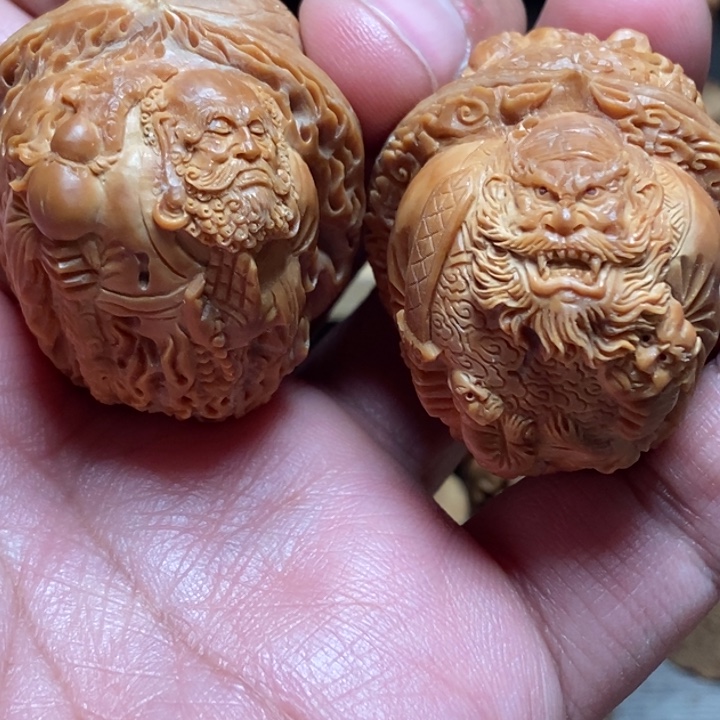 ˋ***Y把件核桃风味纯手工核桃雕刻佛道双修