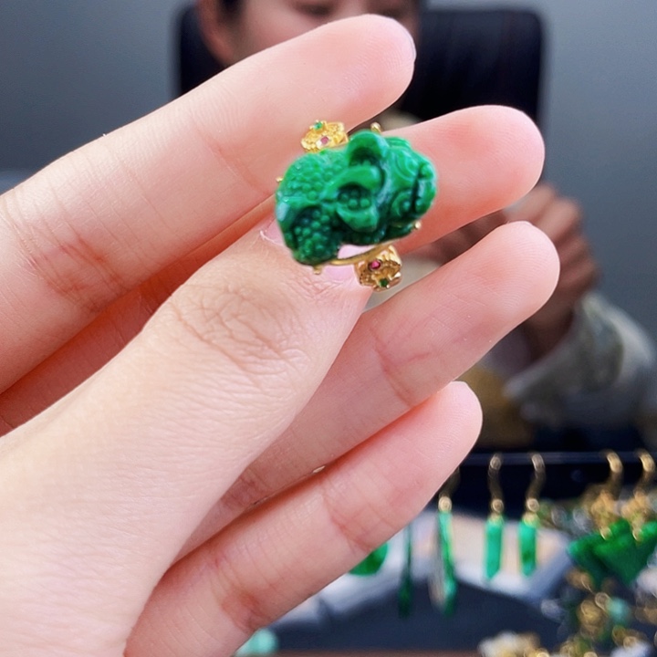 翡翠戒指银S925镶嵌饰品