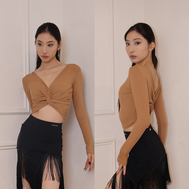 拉丁上衣长袖秋冬短罩衫两穿坑条螺纹升级针织纽结性感设计款