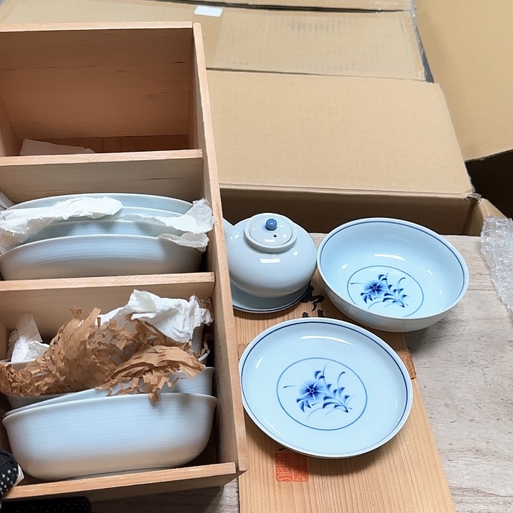 瓷片哈哈哈哈哈哈哈哈