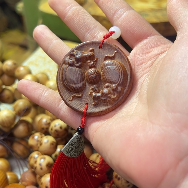 柏木（崖柏）双面浮雕扭转乾坤