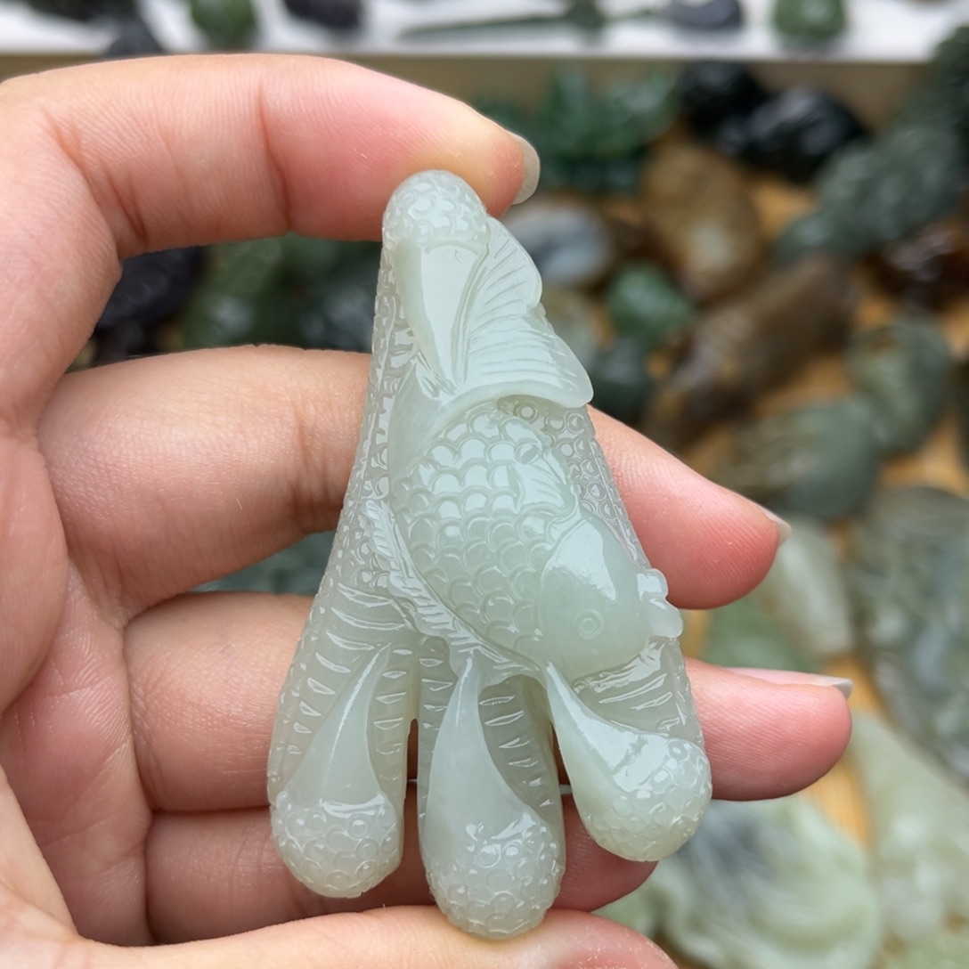 颈饰未镶嵌和田玉