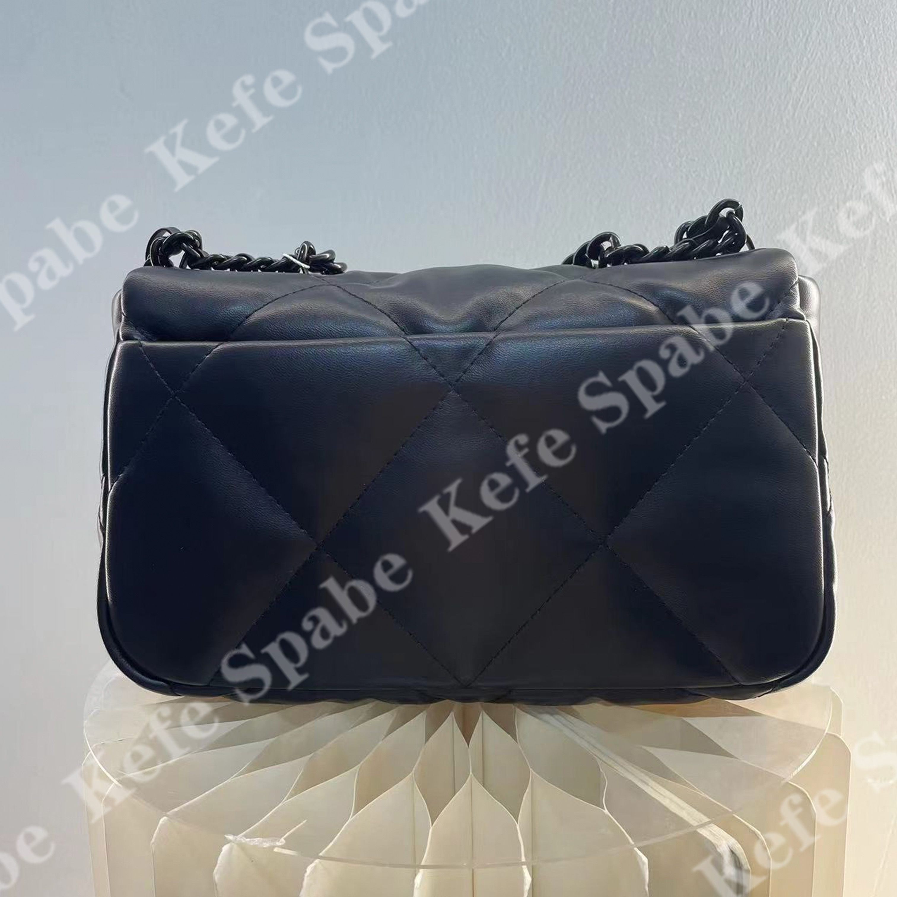 HM022  25新款19bag黑武士提包