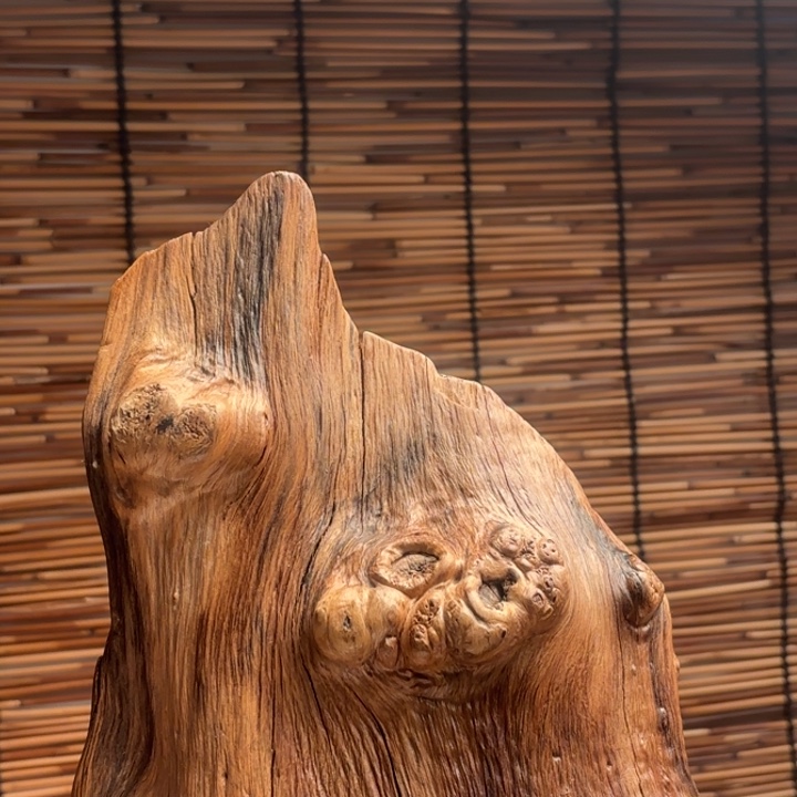 中***心大叶紫檀（黑酸枝木类）