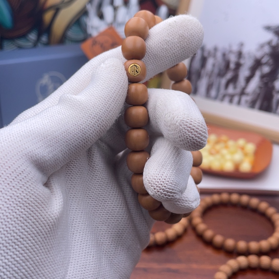 文玩核桃吊坠H****健全品直切➕金标24K