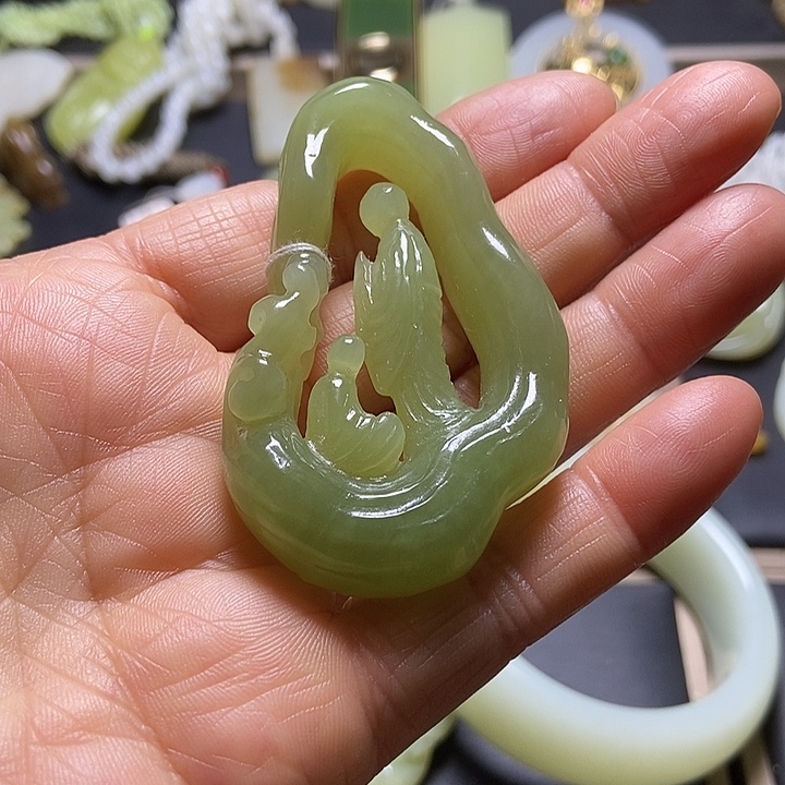 和田玉未镶嵌挂件