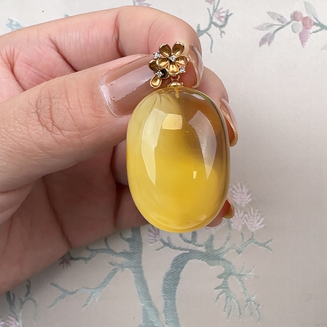 蜜蜡吊坠(不含链)18K金镶嵌