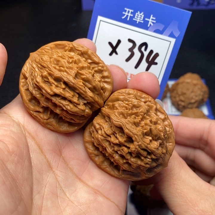 文玩核桃吊坠43虎头x394