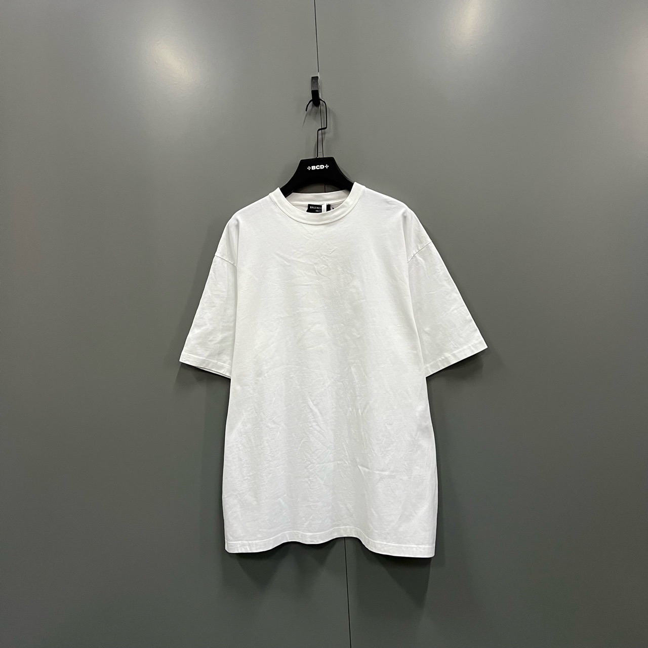 95新 Balenciaga/巴黎世家 （jp）204白色背后小logo刺绣短袖 XS码