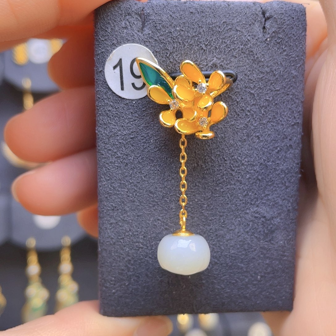 和田玉颈饰银S925镀金镶嵌