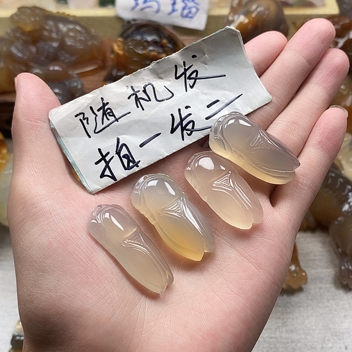 玛瑙/玉髓未镶嵌颈饰