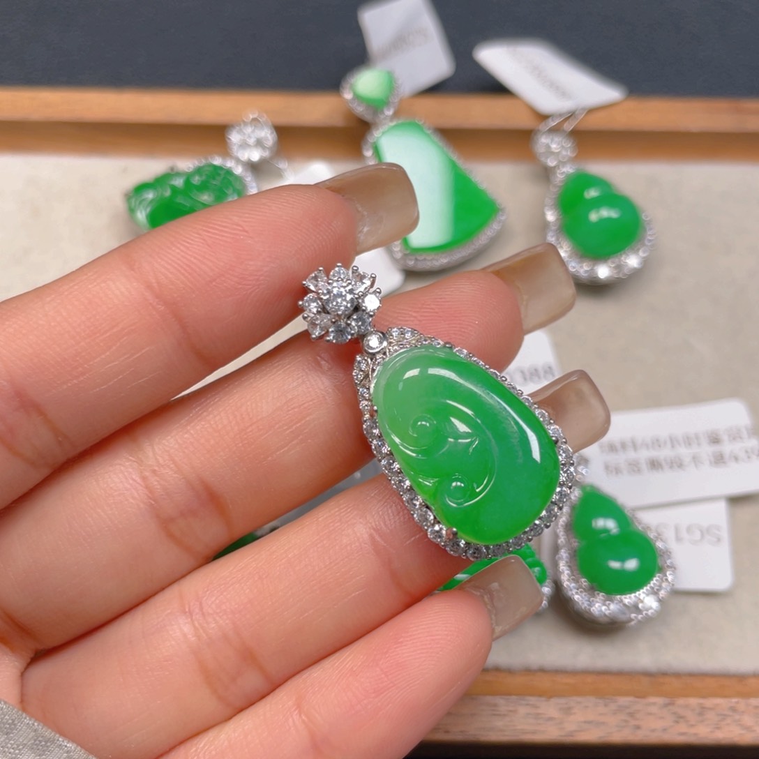 翡翠银S925镶嵌吊坠(不含链)