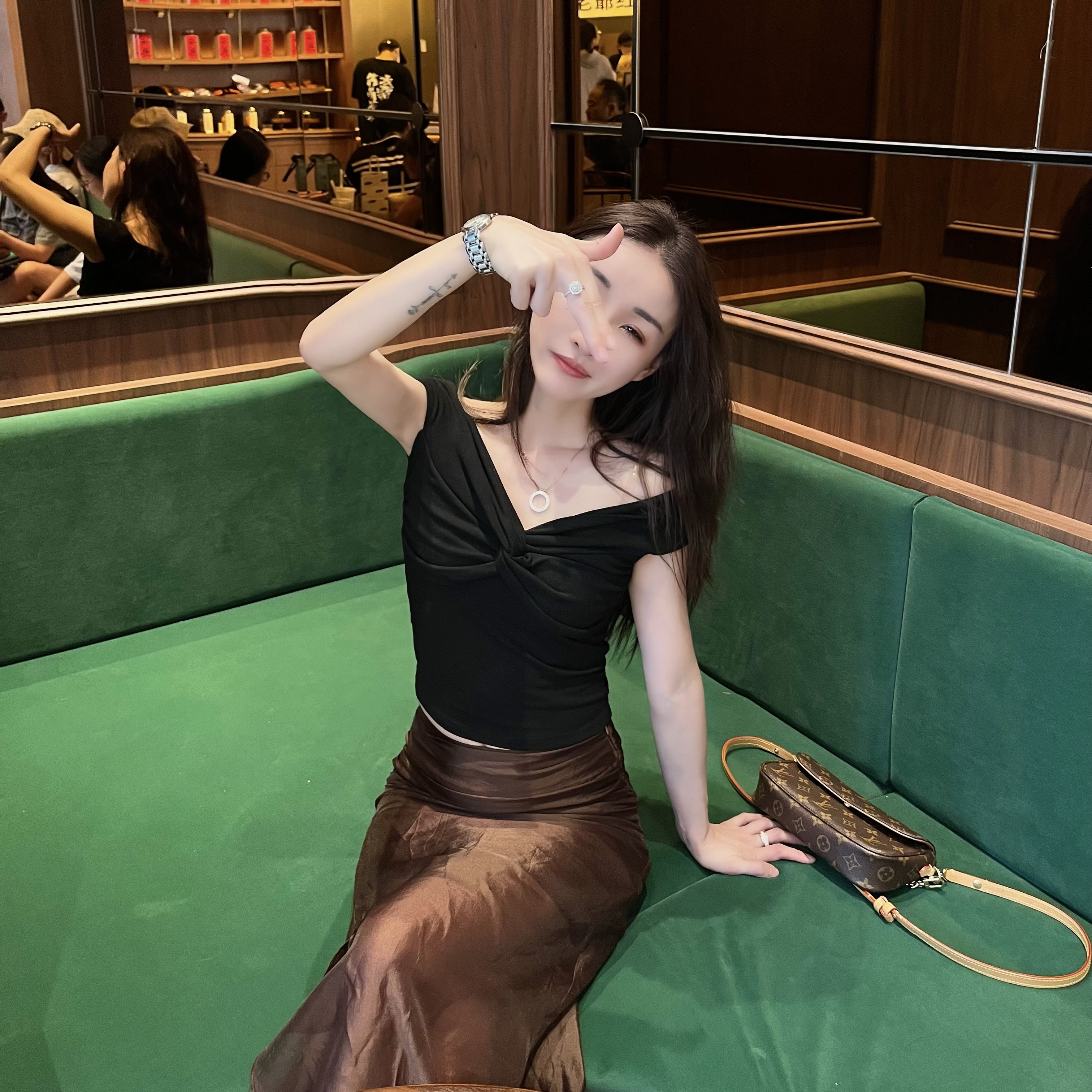 【设计师款品牌皮毛一体【海宁仓】（退货原仓退回否无法退款）】
