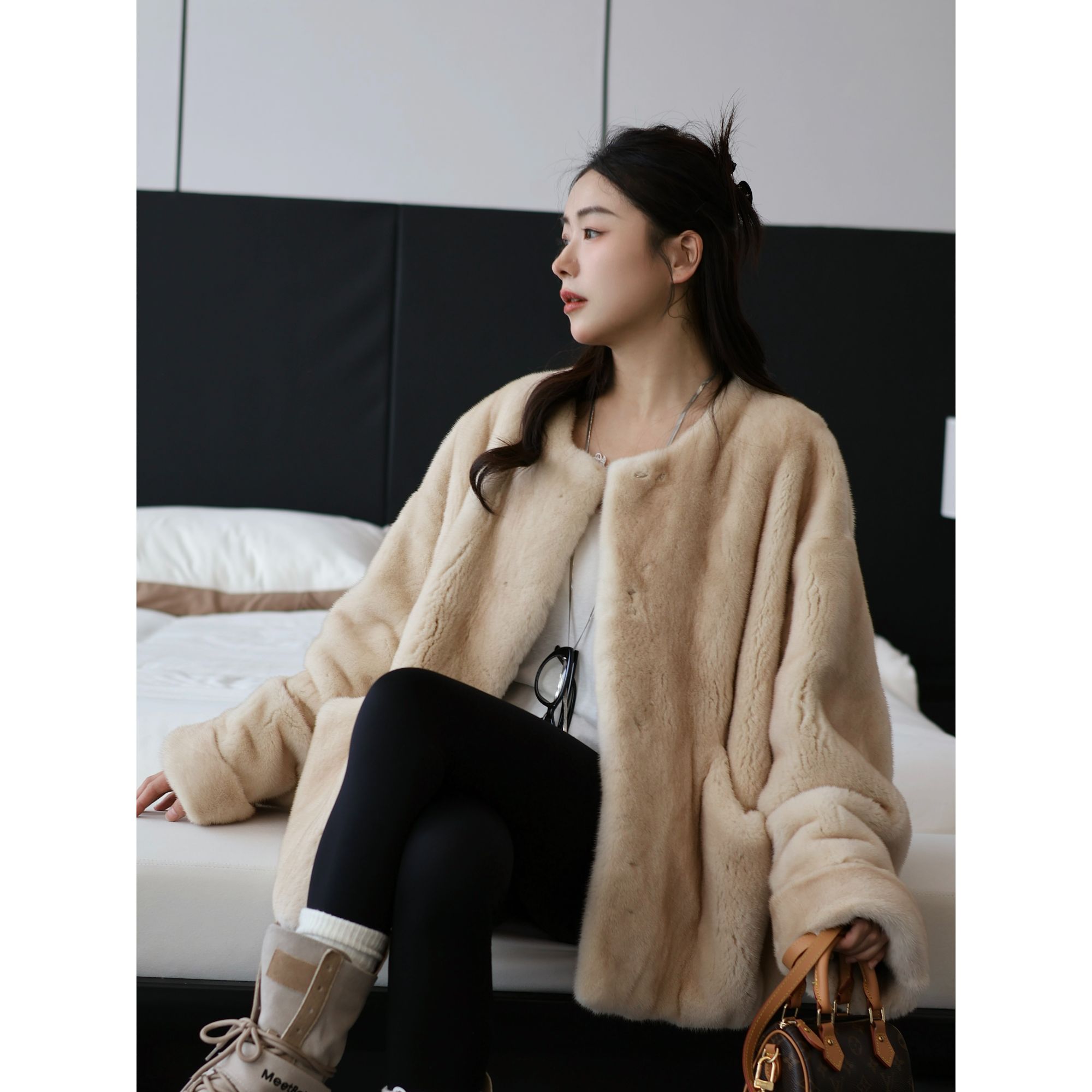 【柏林往事】天鹅绒级别进口水貂整貂海宁皮草圆领外套秋冬大衣女