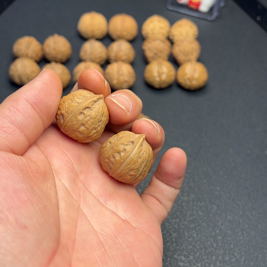 文玩核桃把件小方墩