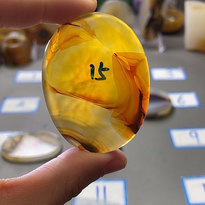 清***来玛瑙/玉髓未镶嵌珠宝半成品