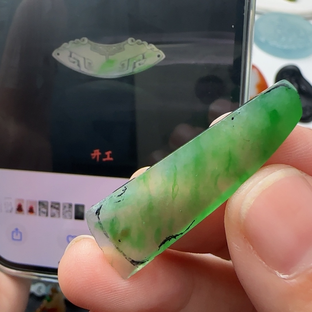 定制翡翠未镶嵌材料