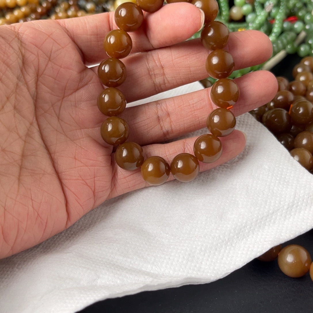 和田玉（糖玉）未镶嵌手链