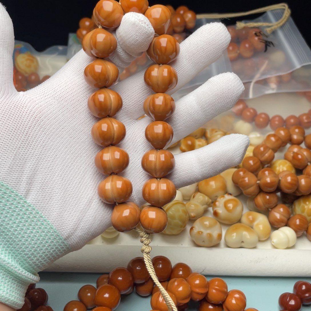 /***、吊坠猴头核桃聚宝盆