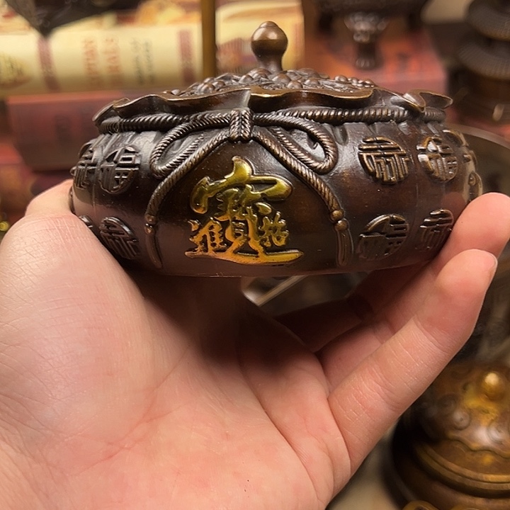 精美铜器，点击下单