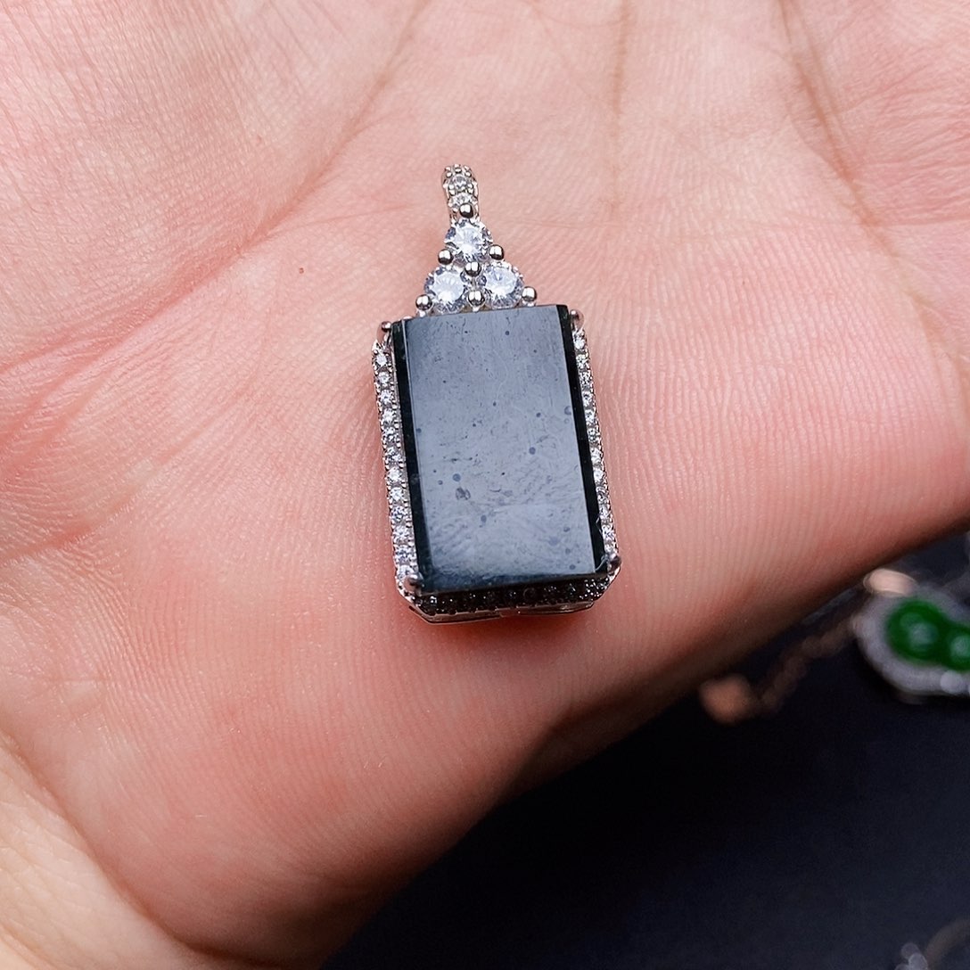 翡翠颈饰银S925镶嵌项链