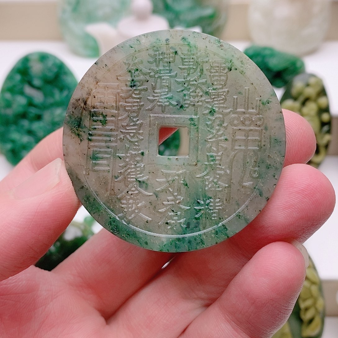 独山玉吊坠未镶嵌